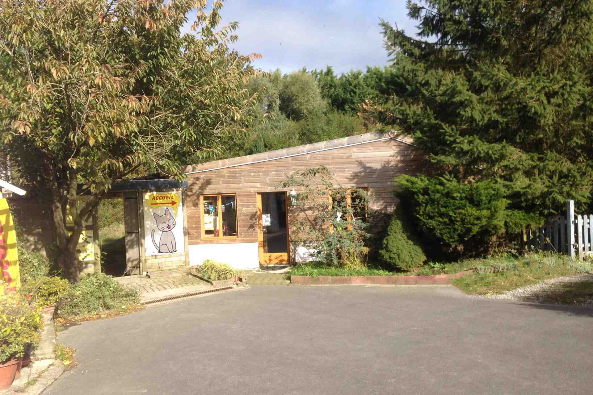 Locaux pension canine de lEstoez